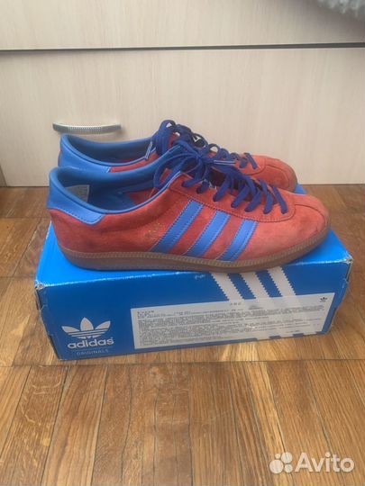 Adidas rouge