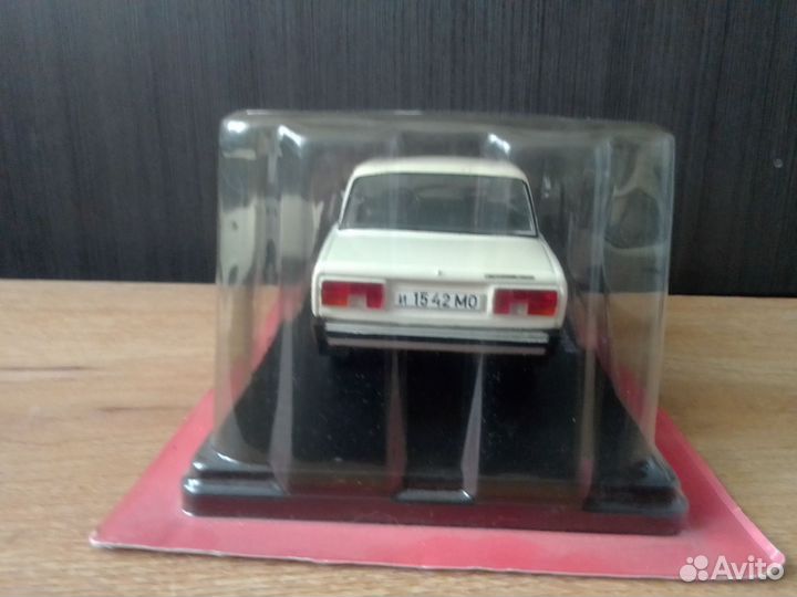 Модель автомобиля Ваз 2105 (лса) 1:24 Hachette
