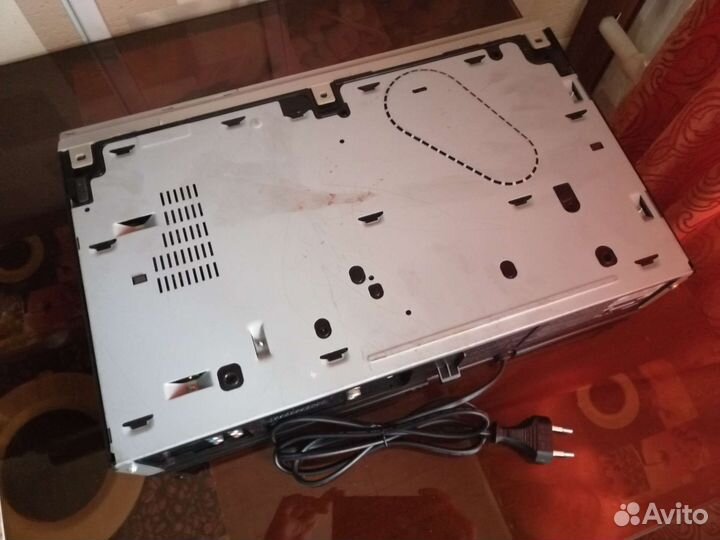 Проигрыватель DVD-VHS Samsung DVD-V5600