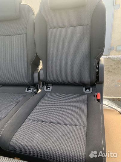 Ряд сидений Peugeot Traveller Citroen SpaceTourer