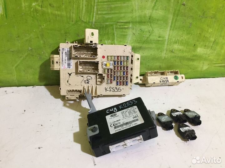 Блок предохранителей реле датчик KIA Ceed 2