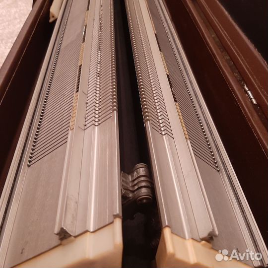 Вязальная машина Каскад двухфантурная 5 класс