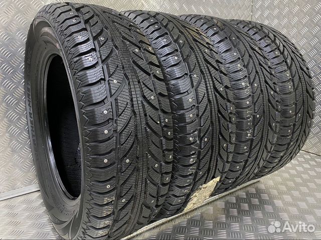 Cooper Weather-Master WSC 215/65 R17 91T