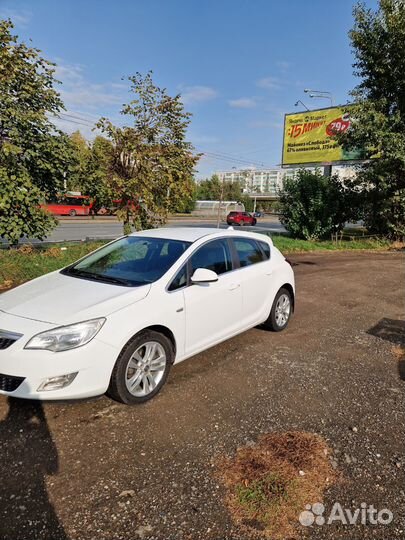 Opel Astra 1.6 МТ, 2012, 124 000 км