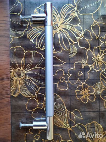 Ручки для мебели