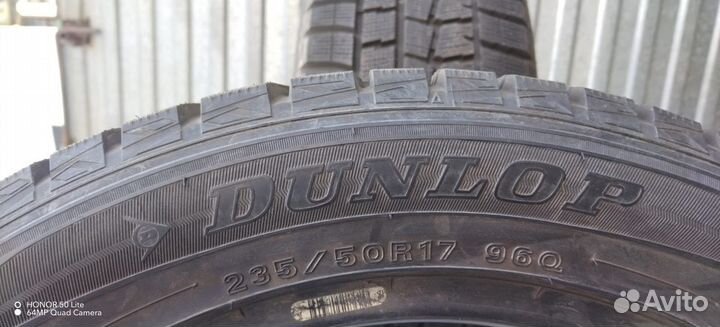 Dunlop SP Winter Maxx WM01 235/50 R17