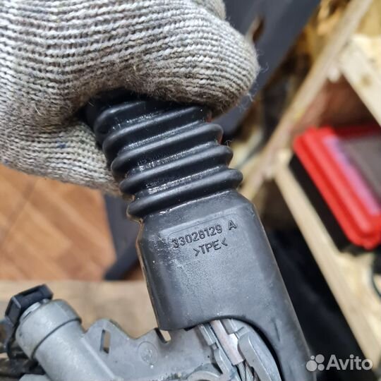 Ответная часть ремня безоп Bmw X5 E53 передн левая