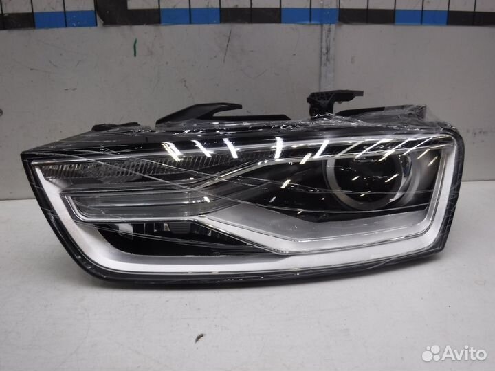Фара левая Audi Q3 2015