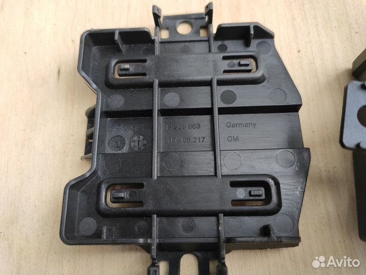 Блок управлением фарами AFL на Opel Astra J