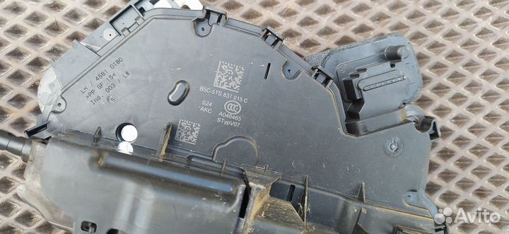 Замок двери VAG 5TB837015C