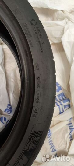 Michelin Pilot Sport 4 S 235/45 R20