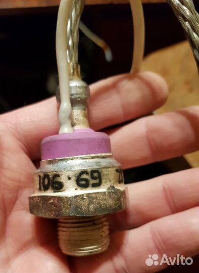 Тиристор симметричный итл 2.5, 2.6, 29 итд СССР