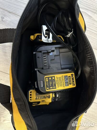 Dewalt шуруповерт 709 комплект