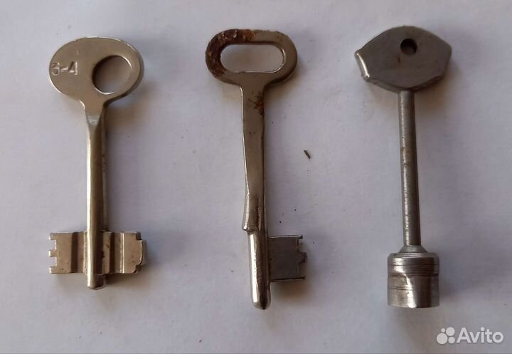 Латунные ключи от советских навесных замков
