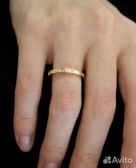 Изящные золотые женские кольца