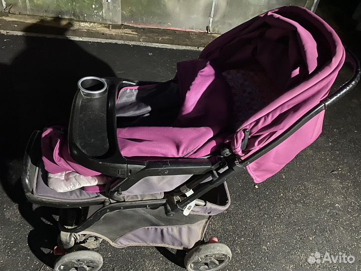 Прогулочная коляска