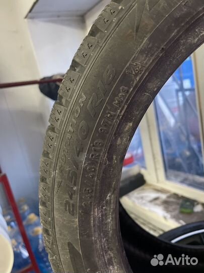 Pirelli P Zero 245/40 R18 97H