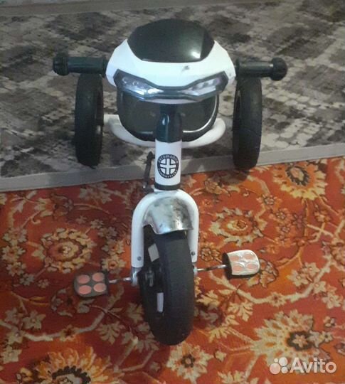 Детский трехколесный велосипед бу