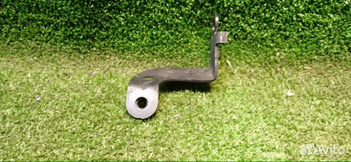 Кронштейн Audi Q3 2011-2018