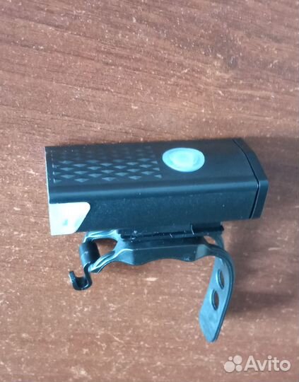 Фонарик для велосипеда