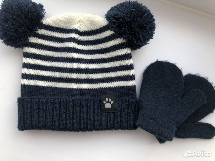 Шапка и варежки Sinsay