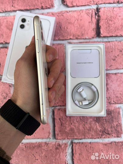 iPhone 11, 128 ГБ