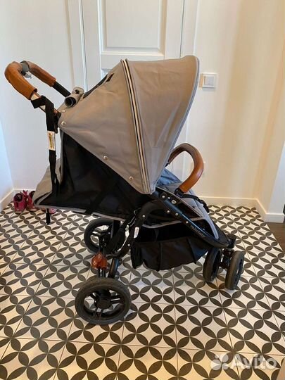 Прогулочная коляска valco baby