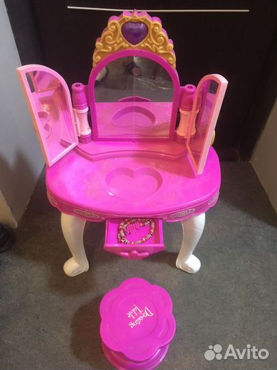 Туалетный столик с зеркалом детский