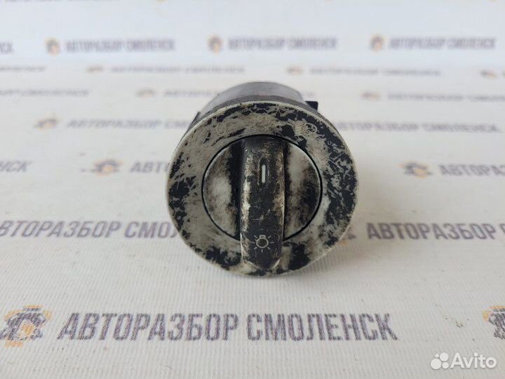 Переключатель света фар Volkswagen Passat