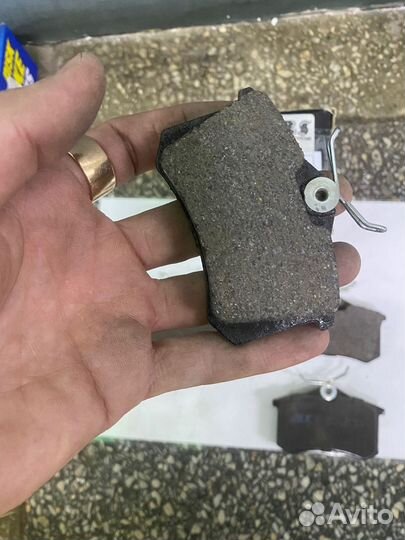 Колодки тормозные задние Audi A6 C5, VW Bora