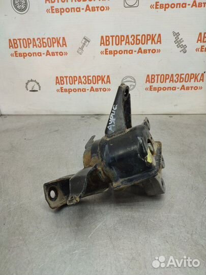 Опора двс правая Toyota Auris E15 хэтчбек 1.6 Л