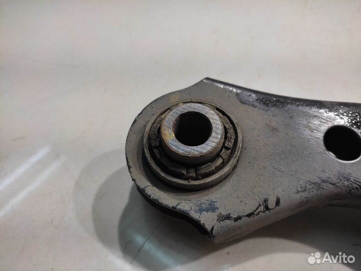 Рычаг поперечный (задний правый) (Hyundai Tucson)