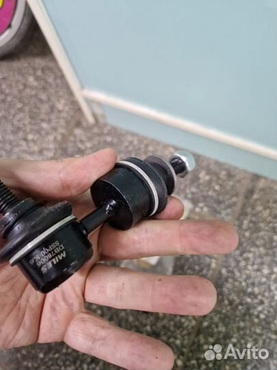 Стойка заднего стабилизатора Ford C-Max, Focus