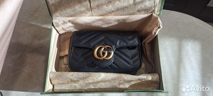 Женская сумка Gucci Marmont Super Mini