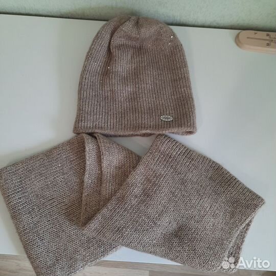 Комплект шапка и снуд женский