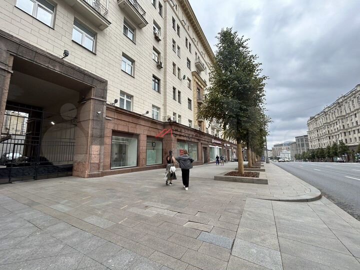 Сдам торговое помещение, 163 м²