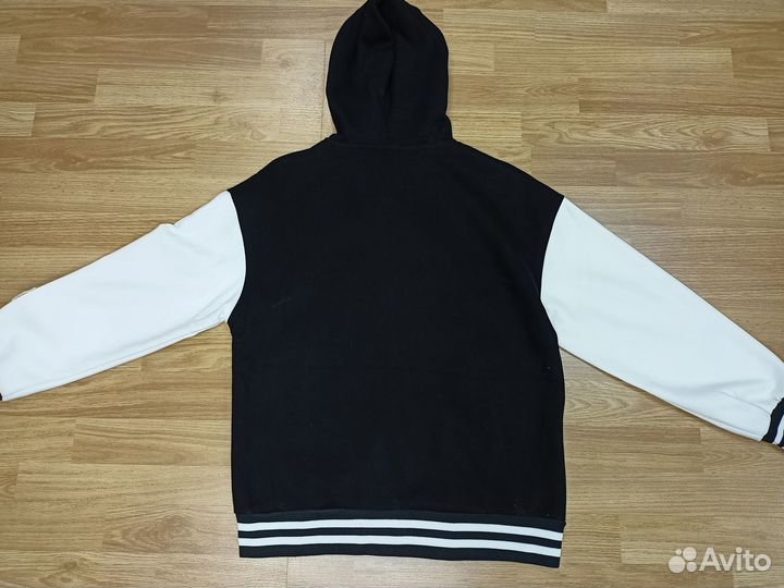 Куртка бомбер