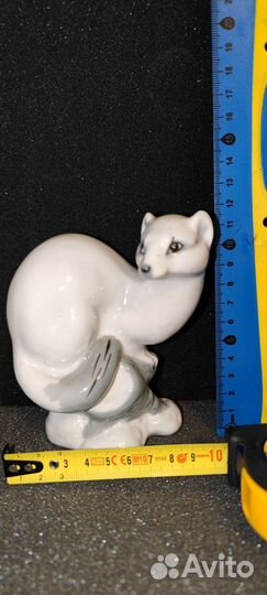 Статуэтка фарфоровая горностай