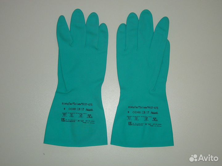 Перчатки Ansell AlphaTec Solvex 37-675