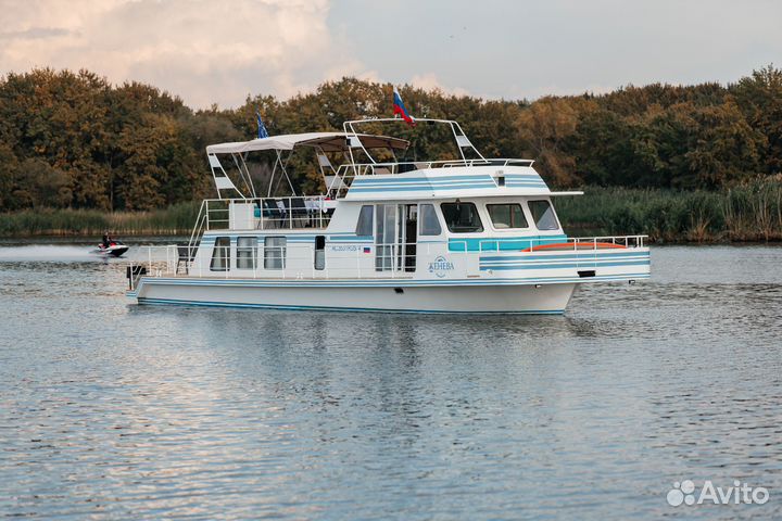 Прогулки на яхтах