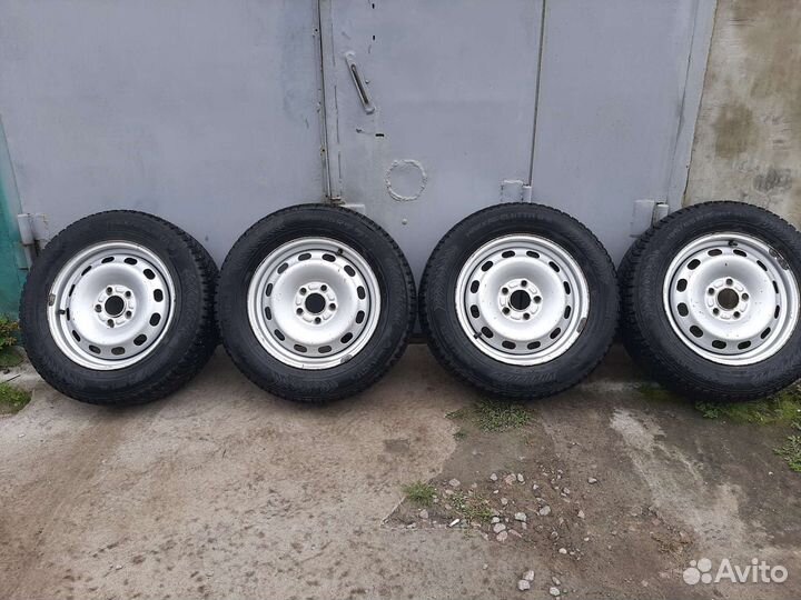 Nokian Tyres Hakkapeliitta 8 195/65 R15