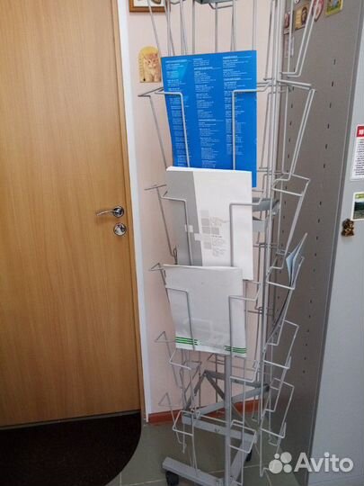 Стойка для журналов, каталогов. высота 2 М. крутящ