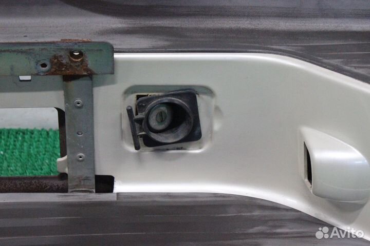 Бампер задний Cadillac Escalade GMT800