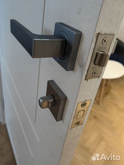 Замена дверных замков, вскрытие замков