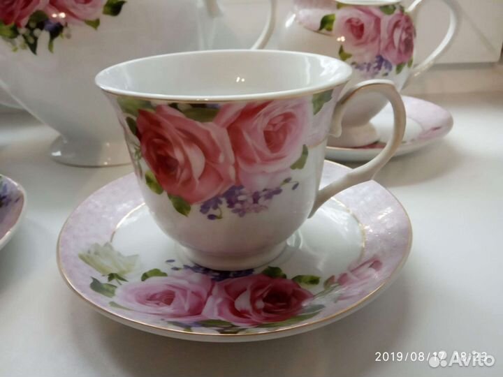 Сервиз чайный. Новый в упаковке. Фарфор