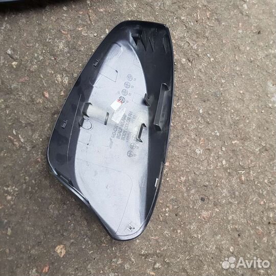 Зеркало заднего вида