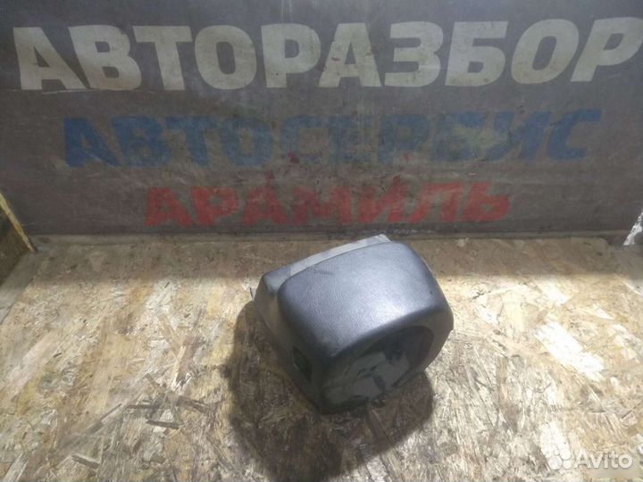 Кожух подрулевой ниссан блюберд