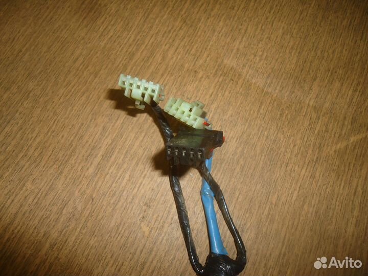 Проводка мотора отопителя Chrysler Voyager 3