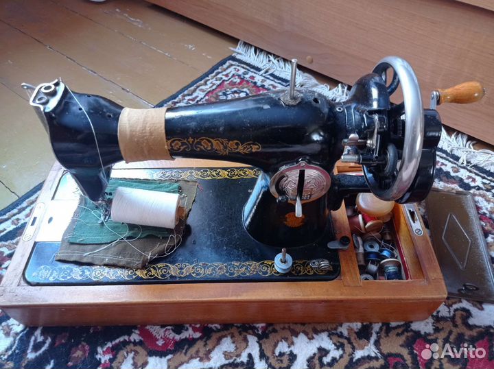 Швейная машинка