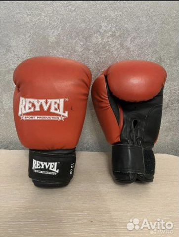 Боксерские перчатки